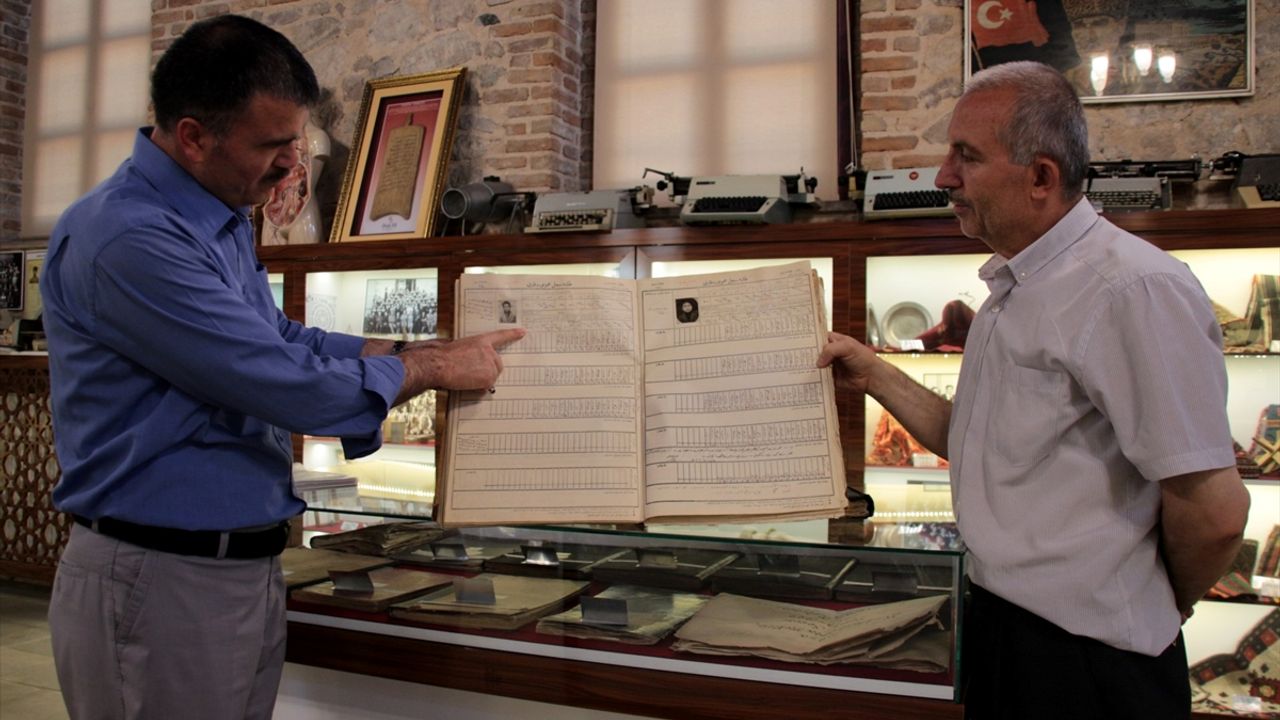 Konya İl Eğitim Tarihi Müzesinde 10 bine yakın materyal sergileniyor