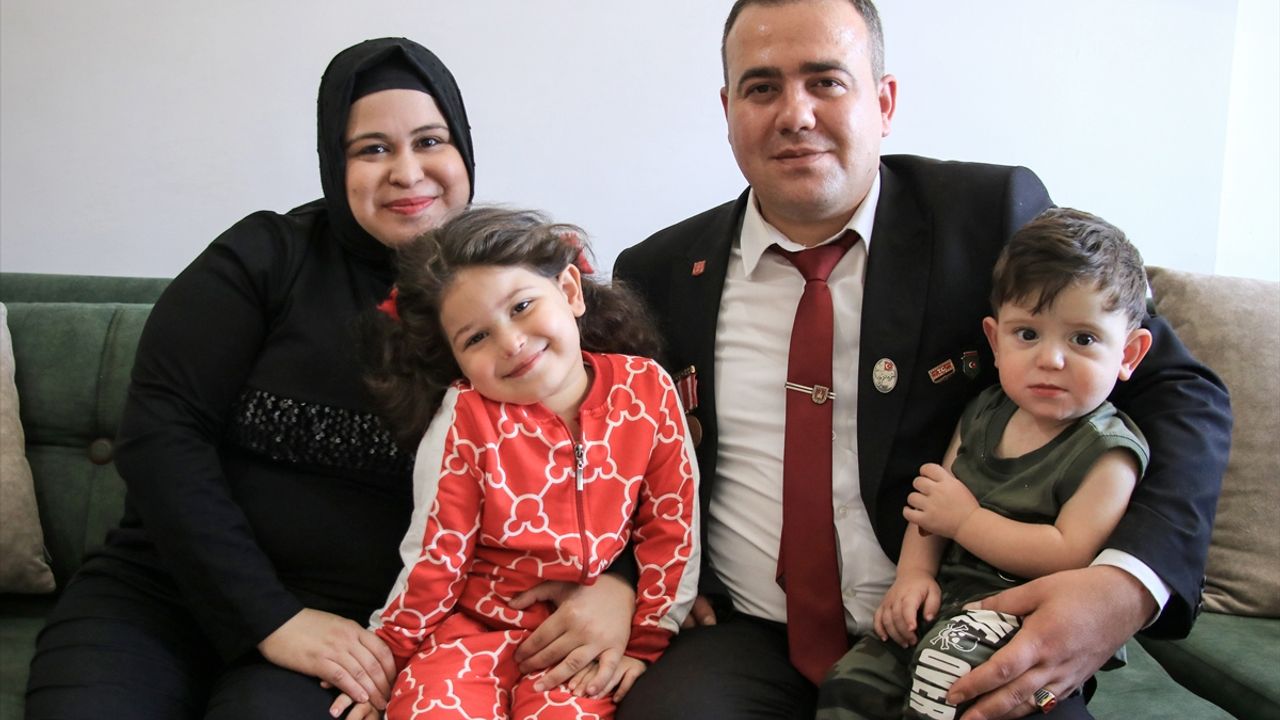 Kahraman gazi "tahta bacakla" cepheye koşan şehit dedesinin izinden gidiyor