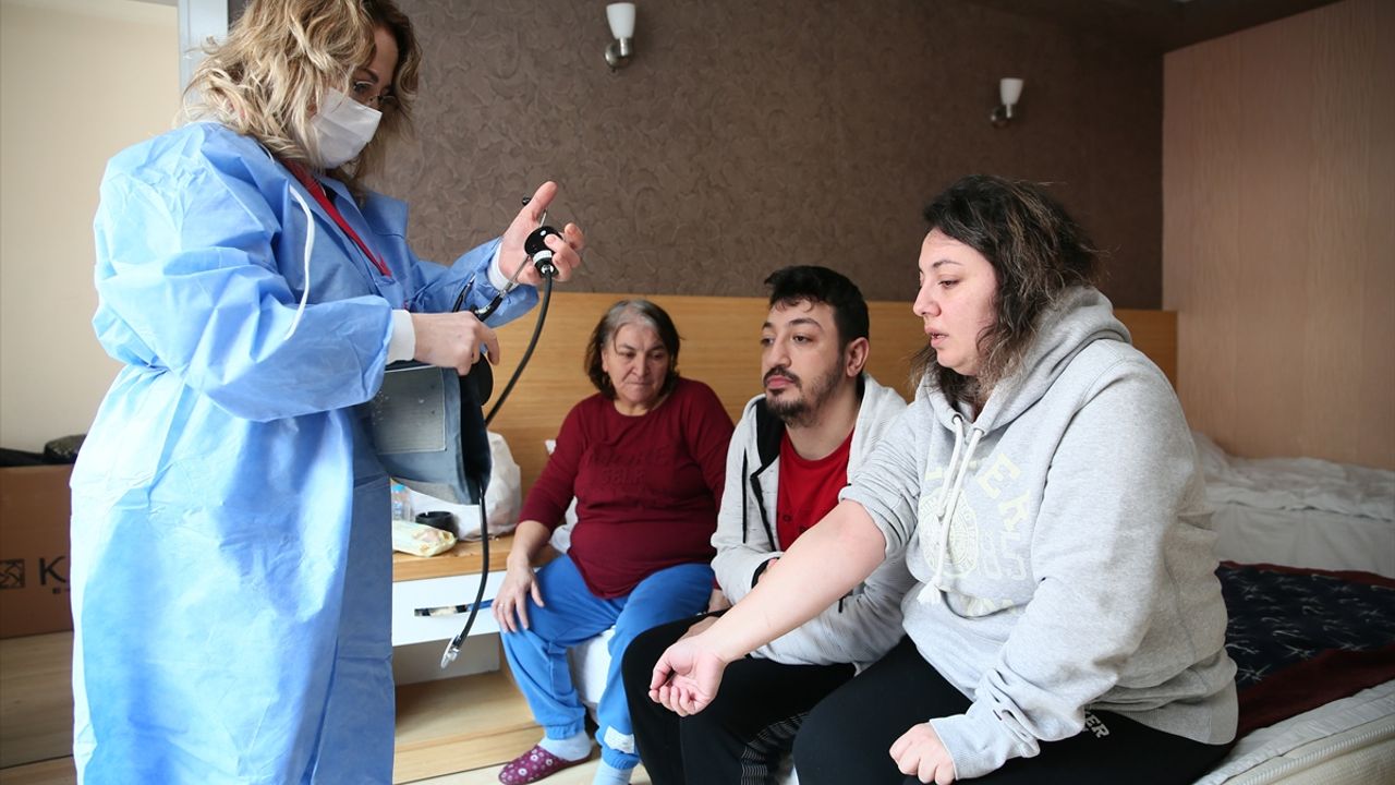 Depremzedeler için "Mobil Sağlık Hizmeti" ve "Sağlık Merkezi" uygulamaları hayata geçirildi