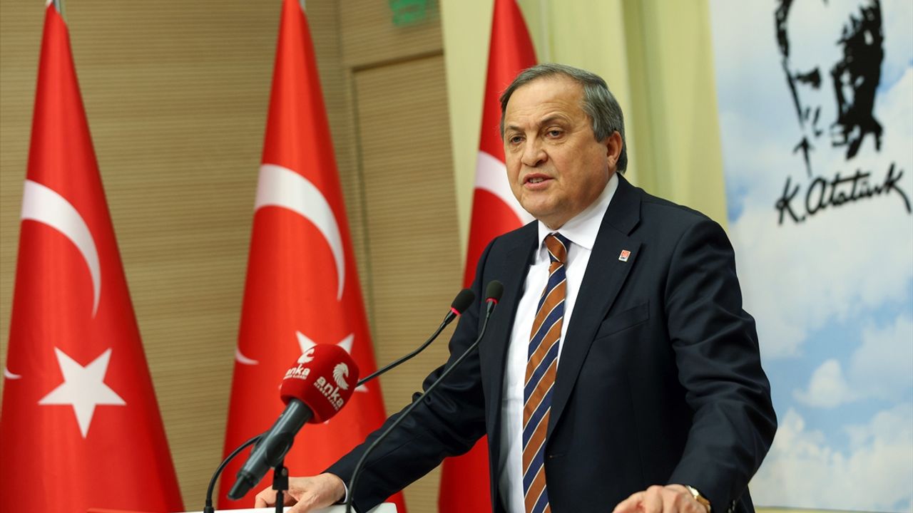 CHP Genel Başkan Yardımcısı Torun, basın toplantısında konuştu: