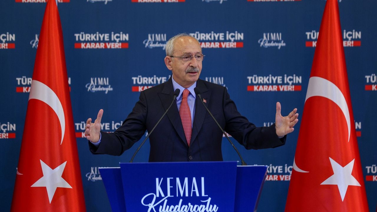 Cumhurbaşkanı adayı Kılıçdaroğlu, TRT'deki propaganda konuşmasını yaptı: