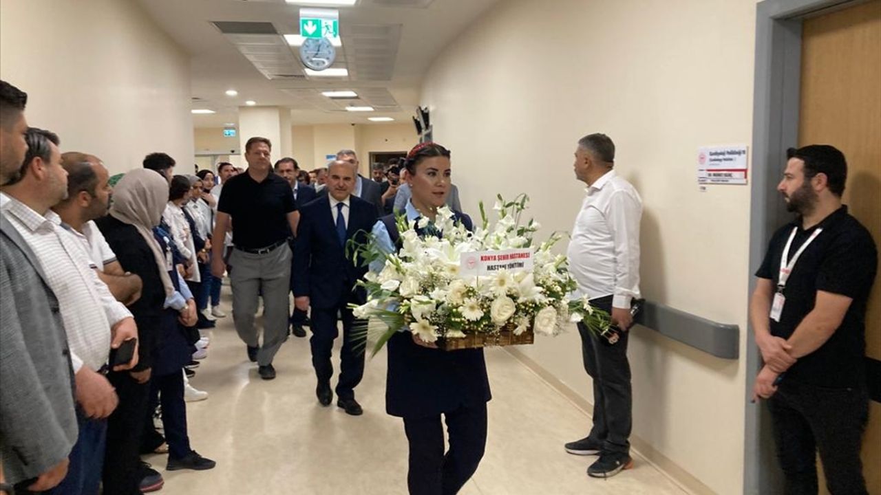 Hasta yakınının yaşamdan kopardığı Dr. Ekrem Karakaya, Konya Şehir Hastanesi'nde anıldı