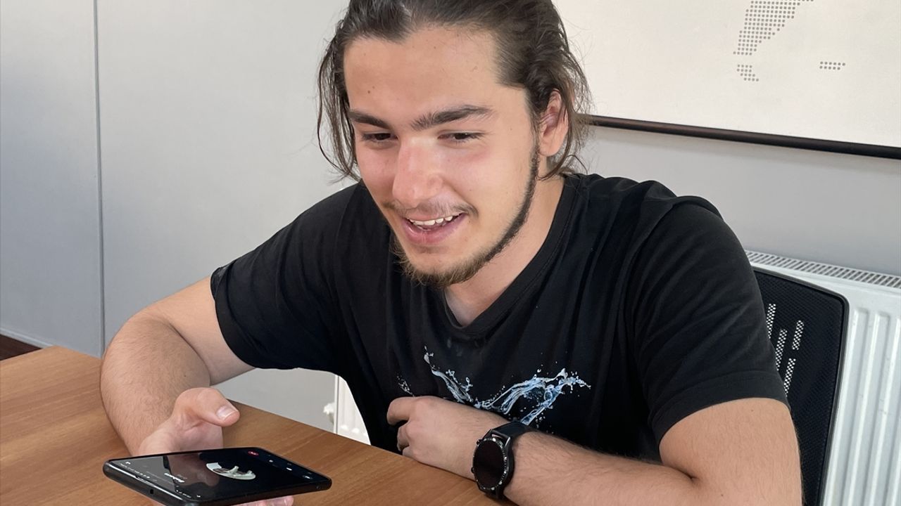 YKS'de 500 tam puan alan Hüseyin Furkan, yoluna ilahiyat alanında devam edecek