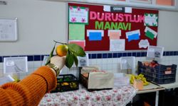 Karapınar'da öğrenciler için "Dürüstlük Manavı" projesi hayata geçirildi