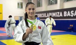 Milli judocu Fatma Zehra Meki, kazandığı altın madalyayı Filistinlilere armağan etti