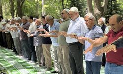 Konya'da tarihi namazgahta yağmur duası yapıldı