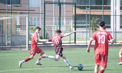 Esnafspor Adına Üzücü Gün: U15 Play-Off'ta Mağlubiyet, U17 Lig Maçında Puan Kaybı