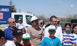 Konya'da "Orman Benim" etkinliğiyle çevre temizliği ve fidan dikimi yapıldı