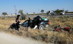 Konya'da tıra çarpan otomobildeki 3 kişi öldü, 1 kişi yaralandı