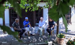 Müslüman olan 10 İngiliz geldikleri Konya'da duygu dolu anlar yaşadı