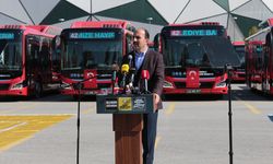 Konya'da belediye envanterinde 664 milyon lira değerindeki araçların tanıtımı yapıldı