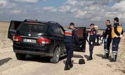 Konya'da bir çift otomobilde ölü bulundu