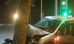 Konya'da trafik kazası geçiren 3'ü çocuk 4 depremzede yaralandı