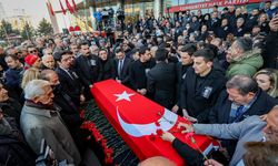 Eski CHP Genel Başkanı ve Antalya Milletvekili Deniz Baykal için CHP'de tören düzenlendi
