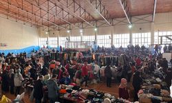 Kızılay Konya Şubesi depremzedelere yardımlarını sürdürüyor