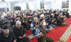 Karapınar’da Miraç Kandili Kutlamak İçin Bay,Bayan her yaştan Vatandaşlar Camilere Akın Ettiler