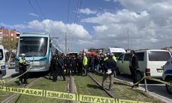 Konya'da tramvayın altında kalan anne öldü, çocuğu ağır yaralandı