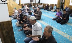 Yeni Apak Hasan Uğurlu Caminde Vefat Eden Hacı Sabri Akyıl Ruhuna Mevlid-i Şerif Okundu