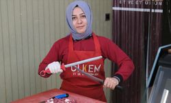 Kadın kasap hizmeti ve güler yüzüyle tercih edilen esnaftan biri oldu
