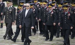 İçişleri Bakanı Yerlikaya'dan Jandarma Teşkilatının 184. kuruluş yıl dönümü dolayısıyla Anıtkabir'e ziyaret