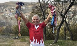 Konya'da 71 yaşındaki master atlet, hareketli yaşamıyla dinç kalıyor