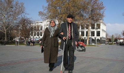 Görme engelli başkan hayatını "özel sporculara" adadı