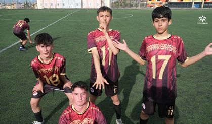 Esnafspor’dan 4 Gollü Şov: Liderlik Yolunda Tam Gaz!