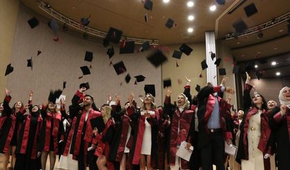 Konya Gıda ve Tarım Üniversitesi'nde mezuniyet coşkusu