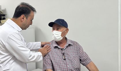 Kök hücre nakli yapılan 80 yaşındaki hasta kanseri yendi