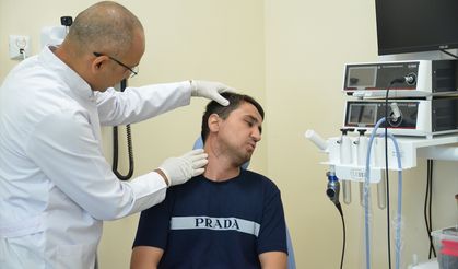 Yüzündeki 15 yıllık tükürük bezi tümöründen 5 saatte kurtuldu