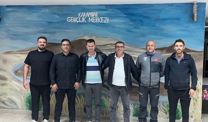 İlçedeki Spor Kulüpleri Gençlik Merkezi’nde Buluştu
