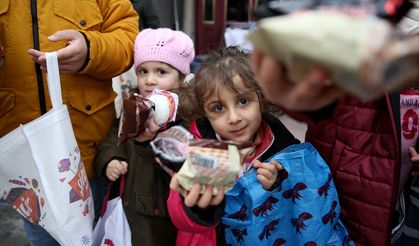 Konya'da çocuklar üç ayları "şivlilik" geleneğiyle karşıladı