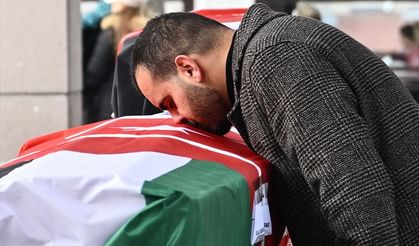 Tedavi gördükleri hastanede hayatını kaybeden 2 Filistinli son yolculuğuna uğurlandı