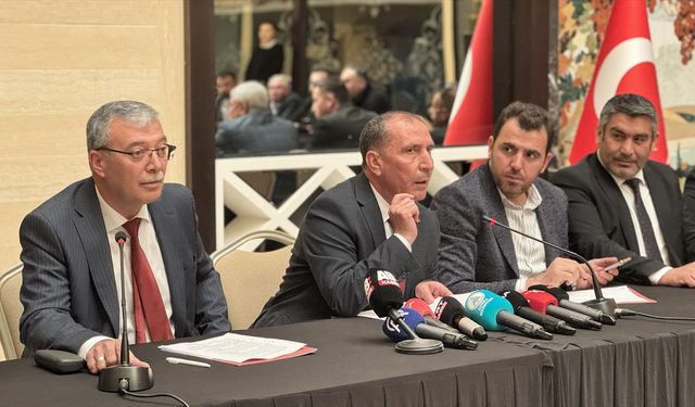 Konya'da iki belediye başkanı Yeniden Refah Partisi'nden istifa etti