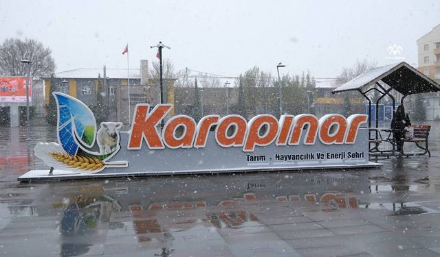 Karapınar'da Nisan ayında kar sürprizi