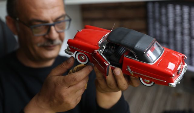 Konyalı koleksiyoner 25 yılda topladığı 259 model otomobili özenle saklıyor