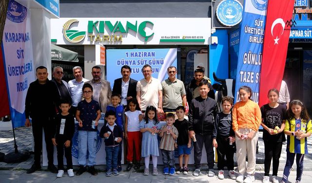 Konya'da Dünya Süt Günü'nde ücretsiz süt dağıtıldı