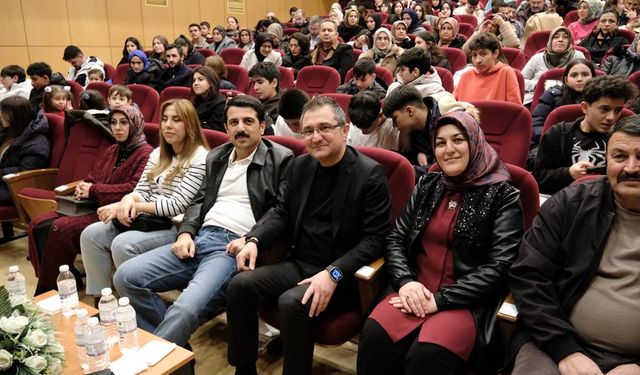 Karapınar’da “Bizim Akif” Tiyatrosuna Yoğun İlgi
