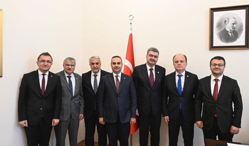 Başkan Önal, Sanayi ve Teknoloji Bakanı Kacır'ı Ziyaret Etti