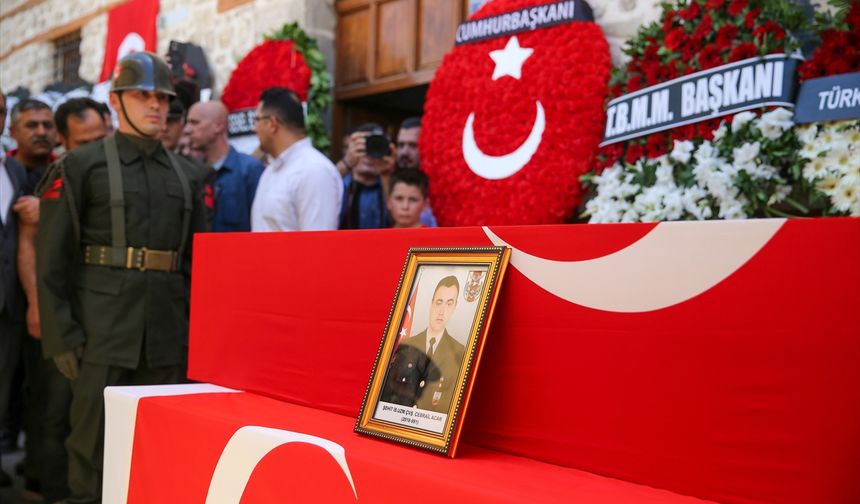 Şehit Uzman Çavuş Cebrail Acar Konya'da son yolculuğuna uğurlandı