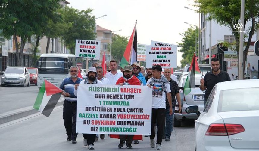 Gazze ve Doğu Türkistan için yürüyen aktivistler Karapınar'da