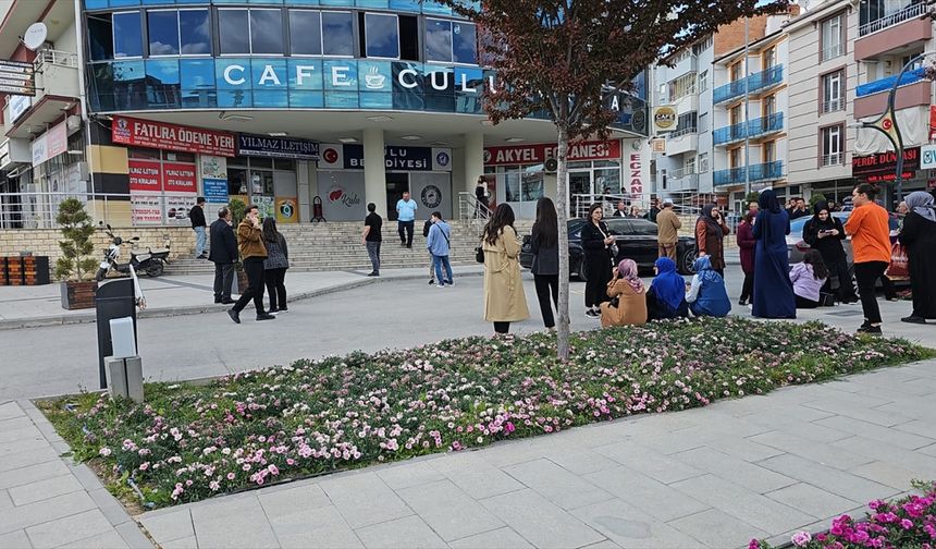 Konya'da 5,2 büyüklüğünde deprem