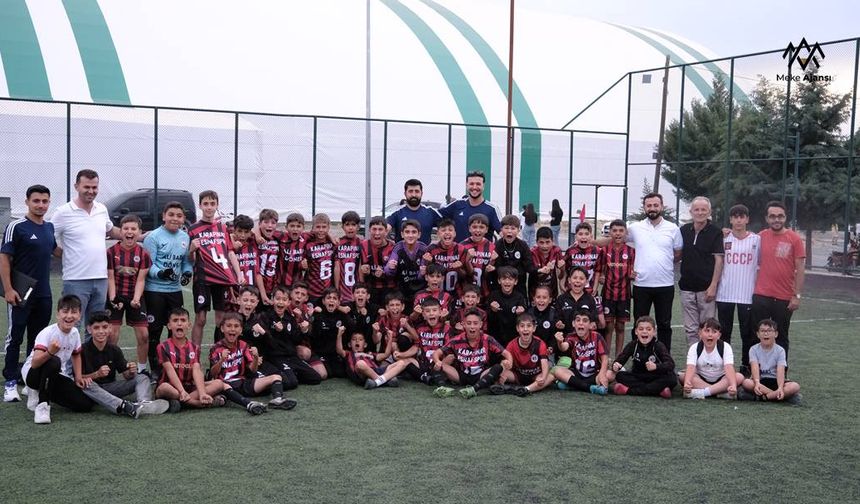 Konya’da U-11 ve U-12 derbisinde kazanan Esnafspor oldu