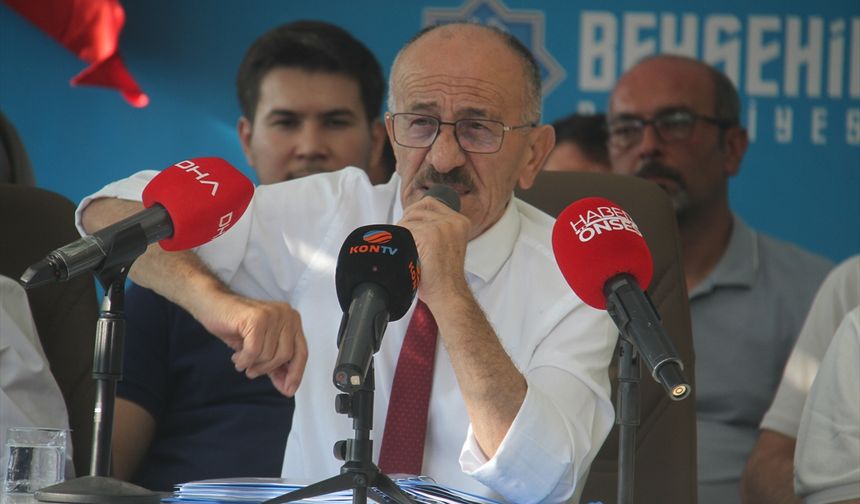 Beyşehir Belediye Başkanı Bayındır, "Beyşehir Gölü öldü" söylemlerini değerlendirdi