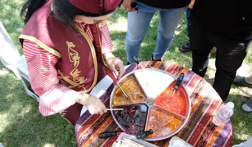 Karapınar'da "Geleneksel Yaz Okulları Şenliği" yapıldı
