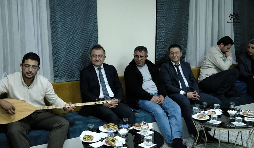 BAŞKAN ÖNAL, SULTAN VELED YURDUNDA GENÇLERLE BULUŞTU