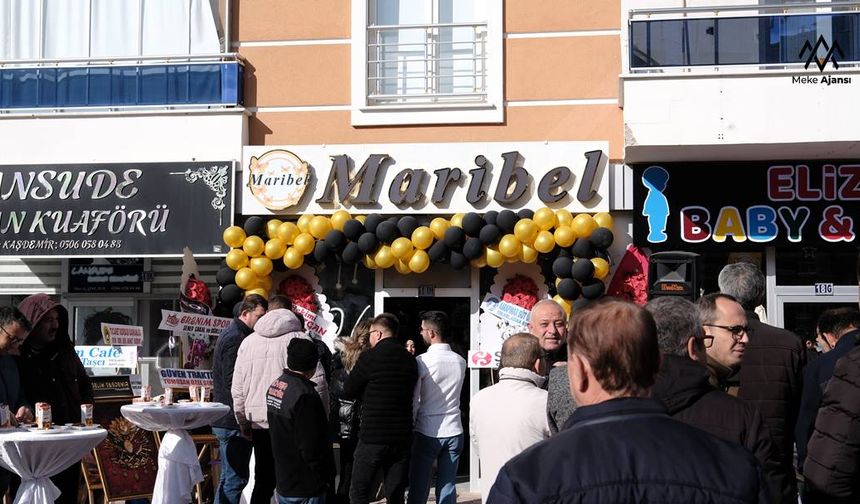 Karapınar’da Maribel Kozmetik & Bijuteri Hizmete Açıldı