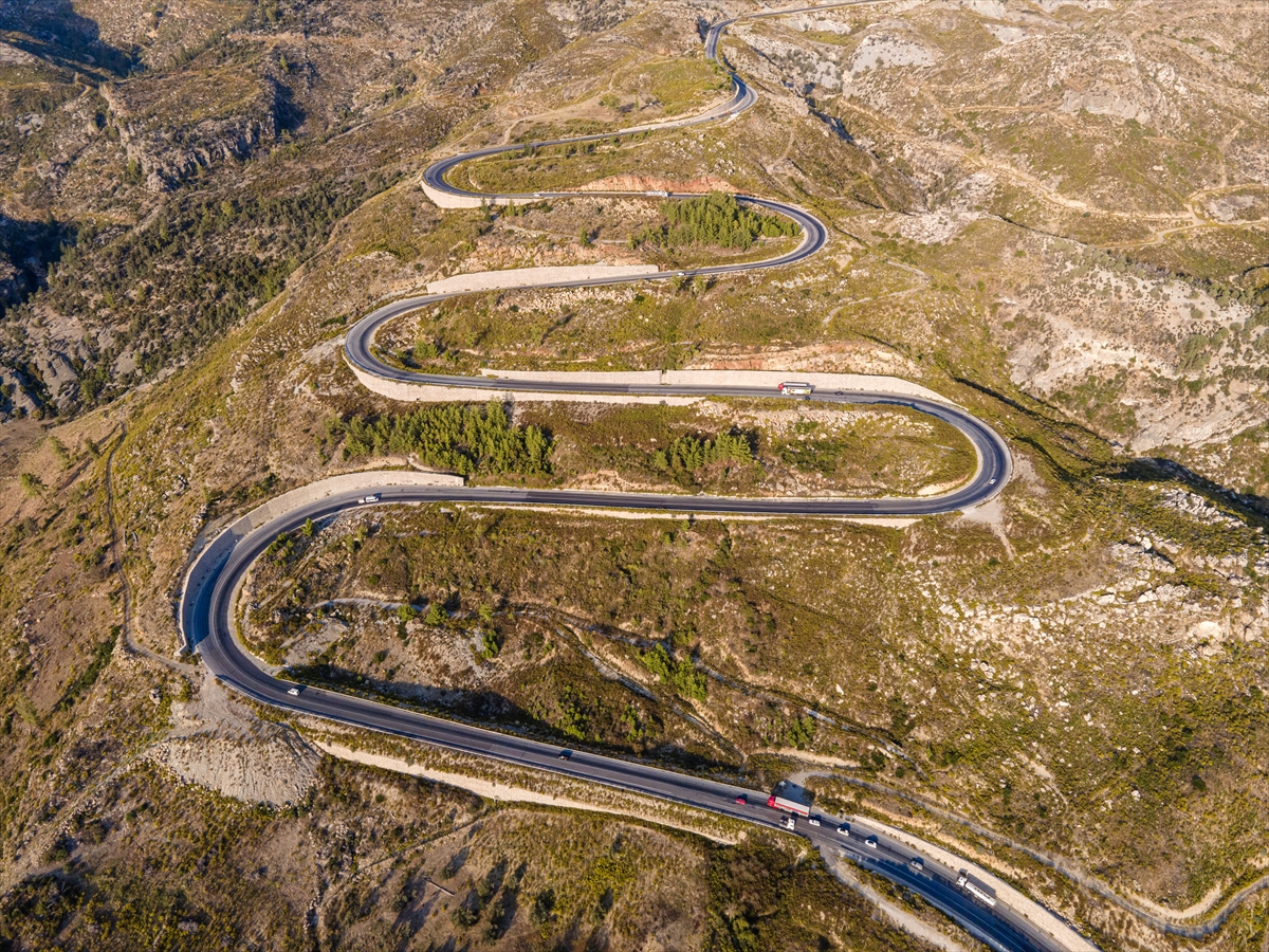 Konya ile Antalya arasındaki Taşağıl yolu
