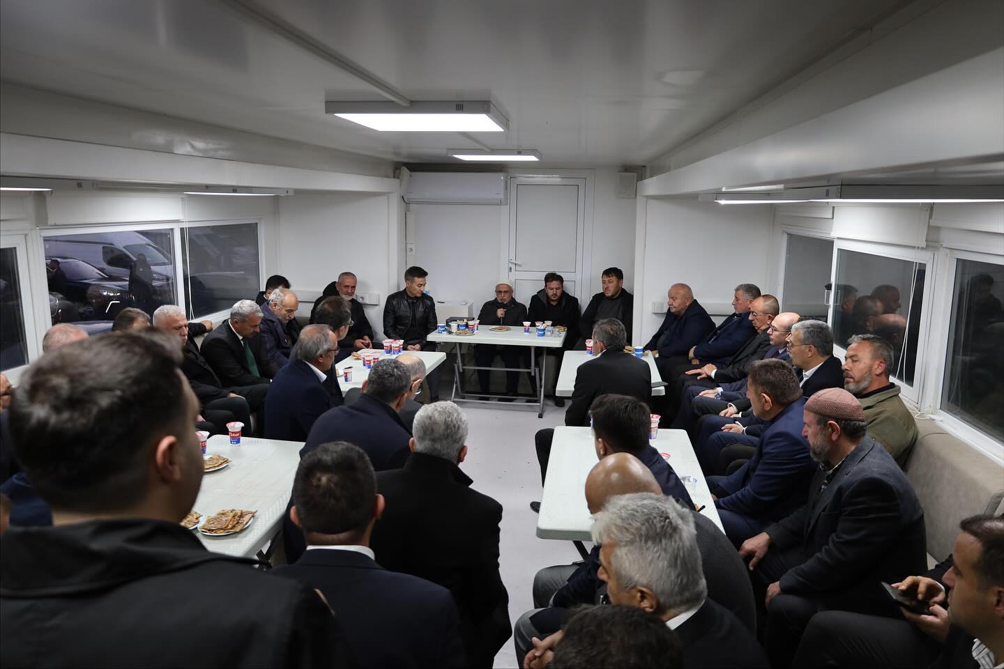 582223928 17936883405102050 4592881081082928819 N