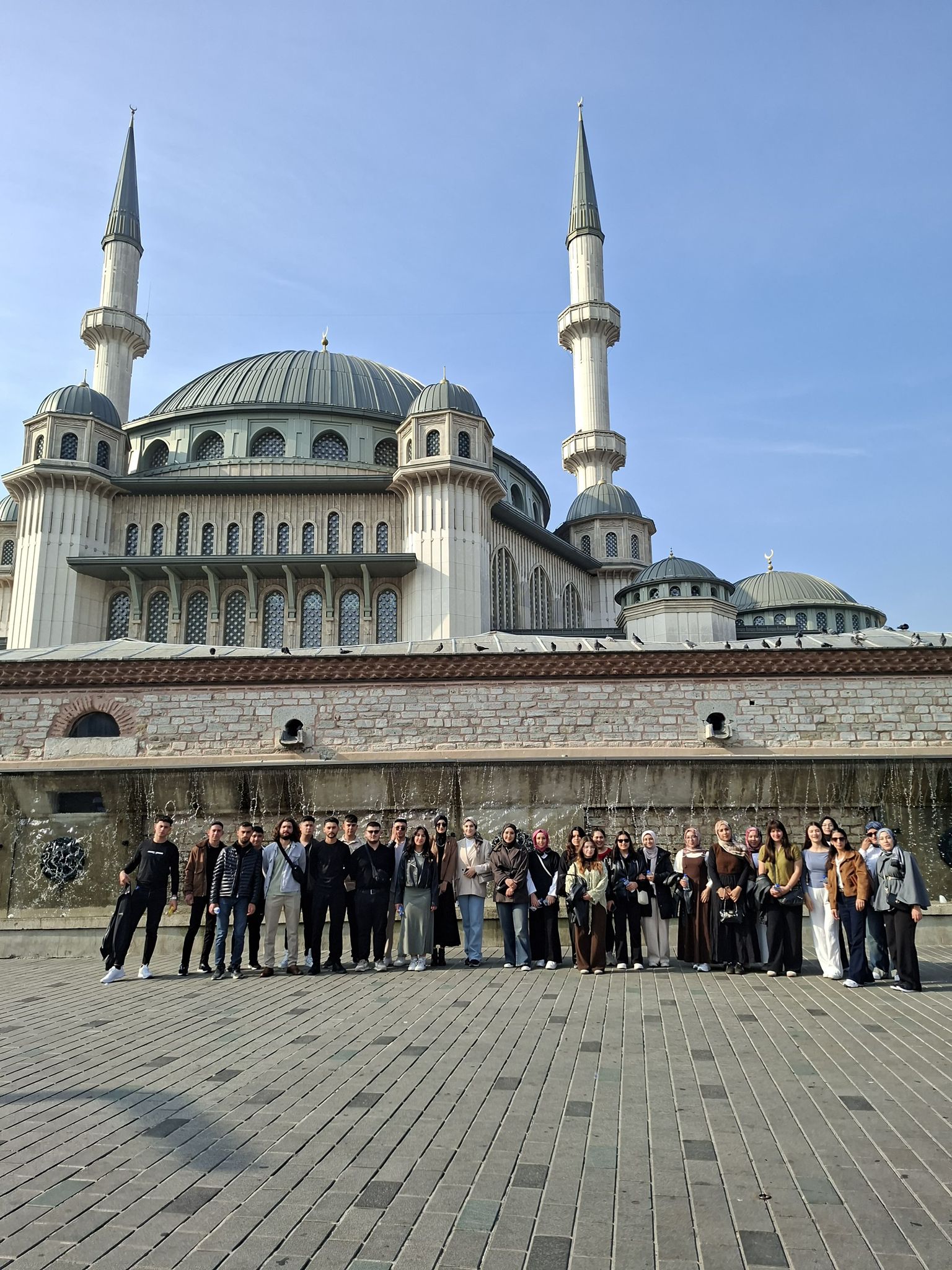 Whatsapp Image 2025 11 10 At 19.58.08 (2)